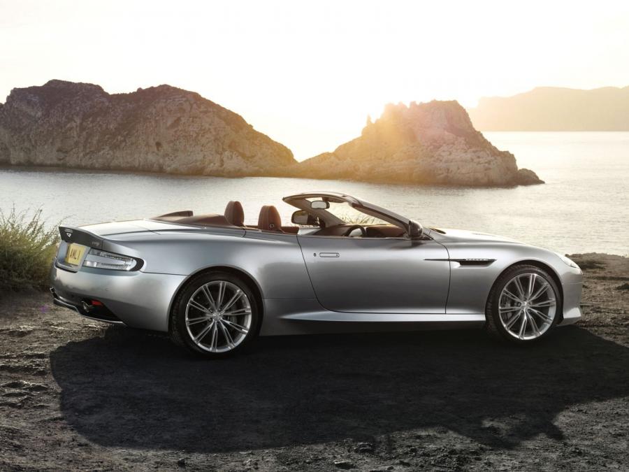  Aston Martin DB9 Volante 2012 года  (UK) (фото 2 из 9)